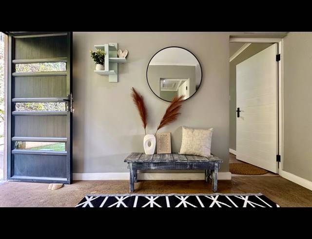 3 BEDROOM HOUSE FOR SALE IN HILTON CENTRAL